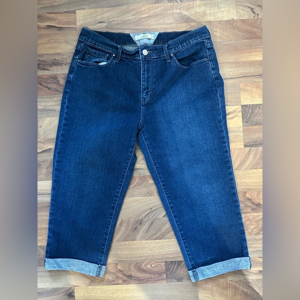Levi's Navy Blue Rolled-Cuff Crop Jeans